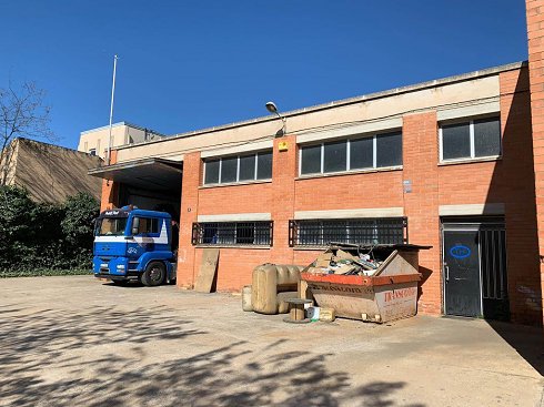 Fotografa de Nave industrial en venta  [1500]