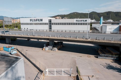 Fotografa de Nave industrial en alquiler  [2825]