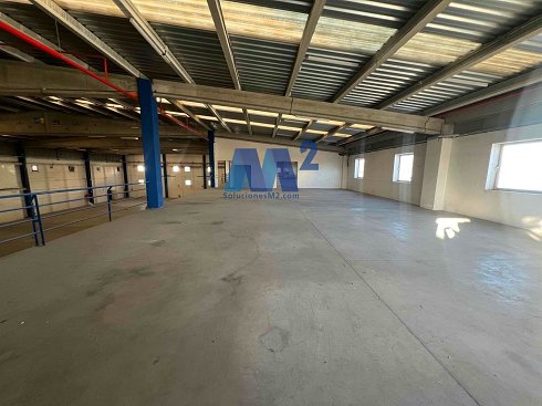 Fotografa de Nave industrial en venta